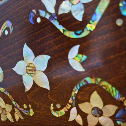 Sham – Luxe Damascene Clutch met Bloemmotief Parelmoer & Brokaat Voering