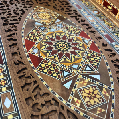 Damast Mozaïek Houten Dienblad – Parelmoer Inleg & Natuurlijke Houttinten