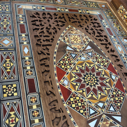 Damast Mozaïek Houten Dienblad – Parelmoer Inleg & Natuurlijke Houttinten