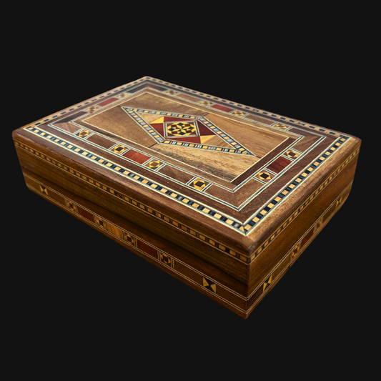Elegante portagioie damasceno rettangolare – Realizzato a mano in legno di faggio, eucalipto e limone